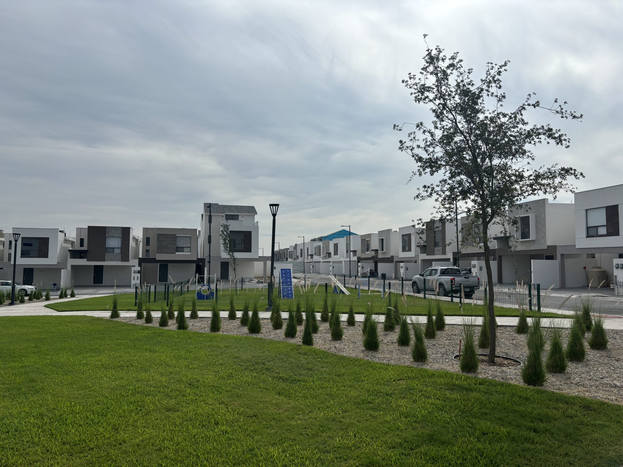 IMG_1692 Manuel G Gamboa